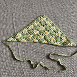 Green Floral Triangle Bandana Turban Tie Crochet Hair Scarf Boho Hippie Daisy